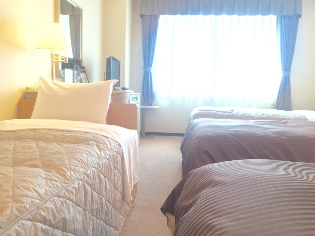 Hotel Tower Makuhari 4*