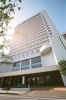 Tower Makuhari Hotel 4*
